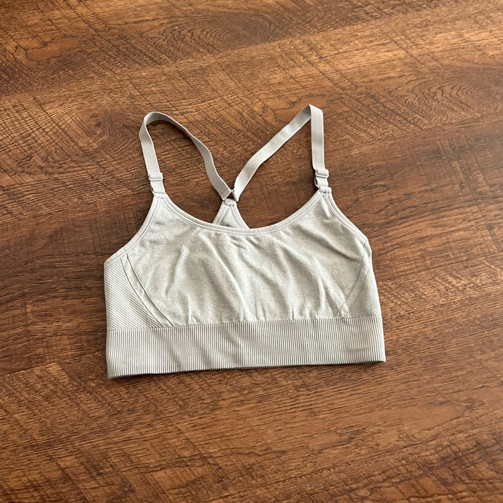 Sports bra